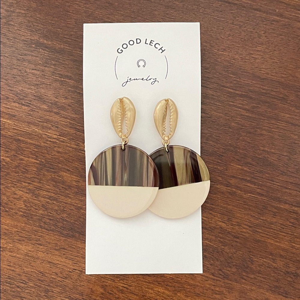 Acrylic Jewelry Statement Pierced Earrings; NWT